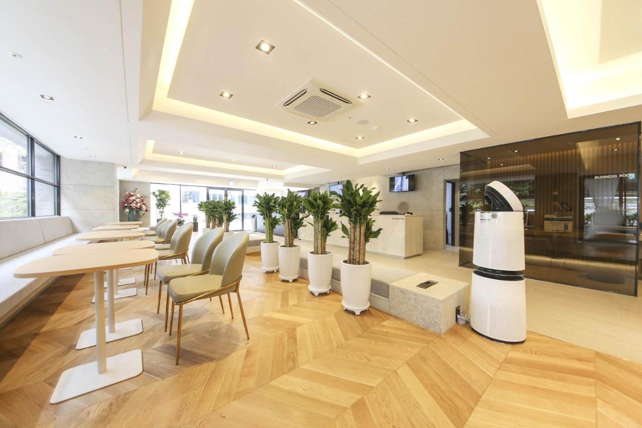 Haeundae The Van Hotel Busan Esterno foto