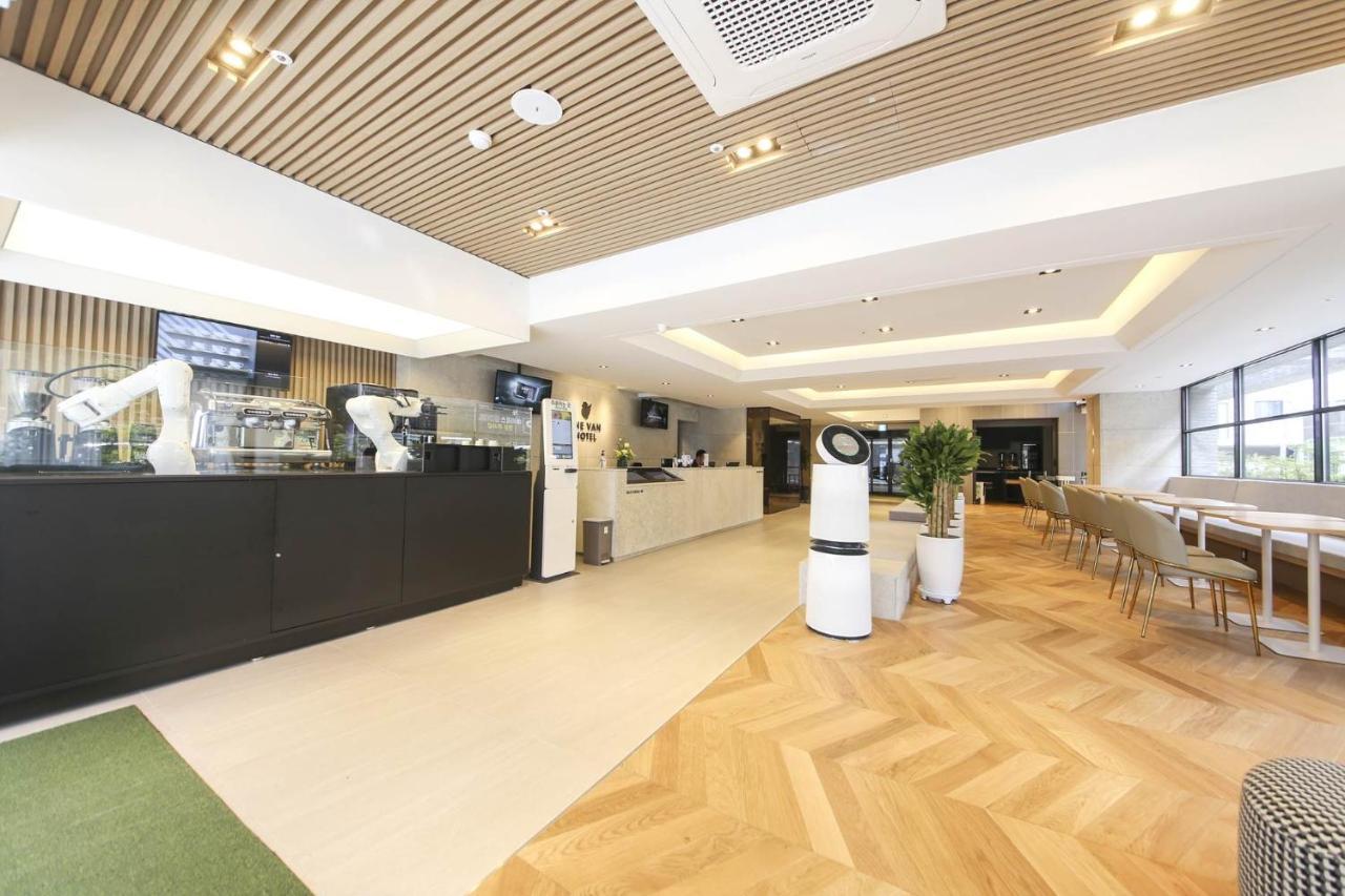 Haeundae The Van Hotel Busan Esterno foto