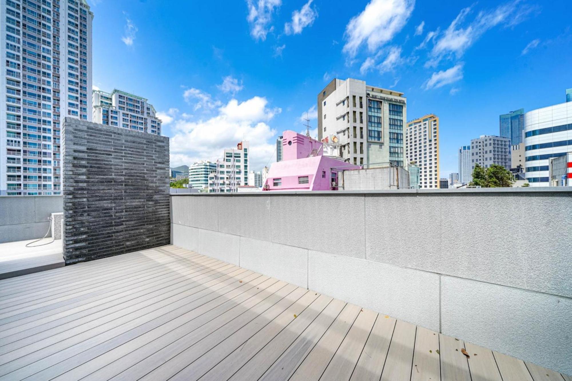 Haeundae The Van Hotel Busan Esterno foto
