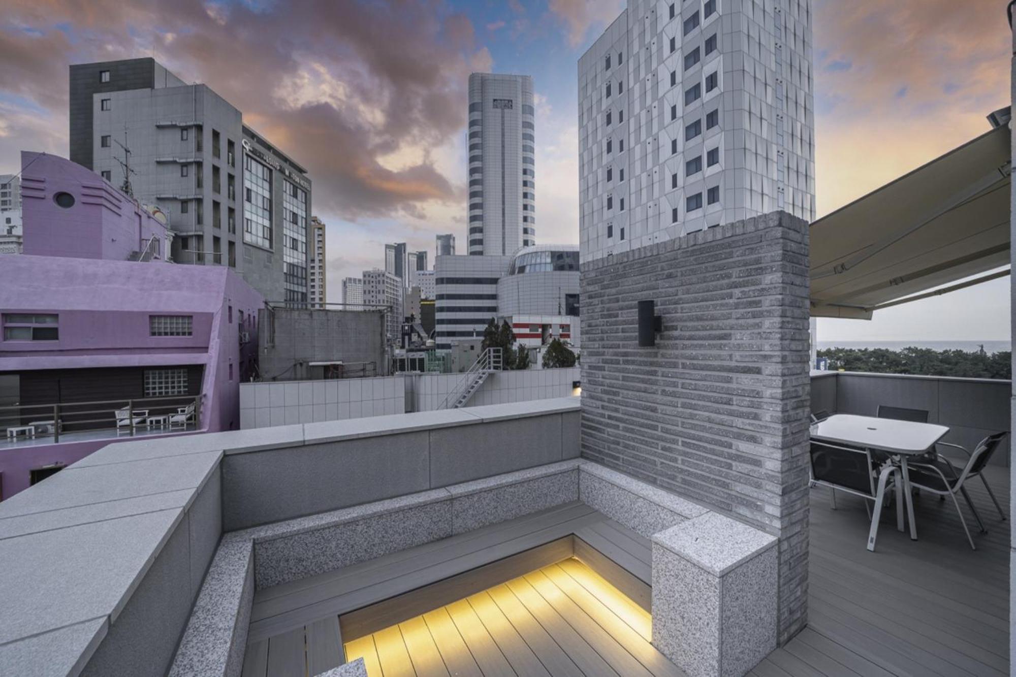 Haeundae The Van Hotel Busan Esterno foto