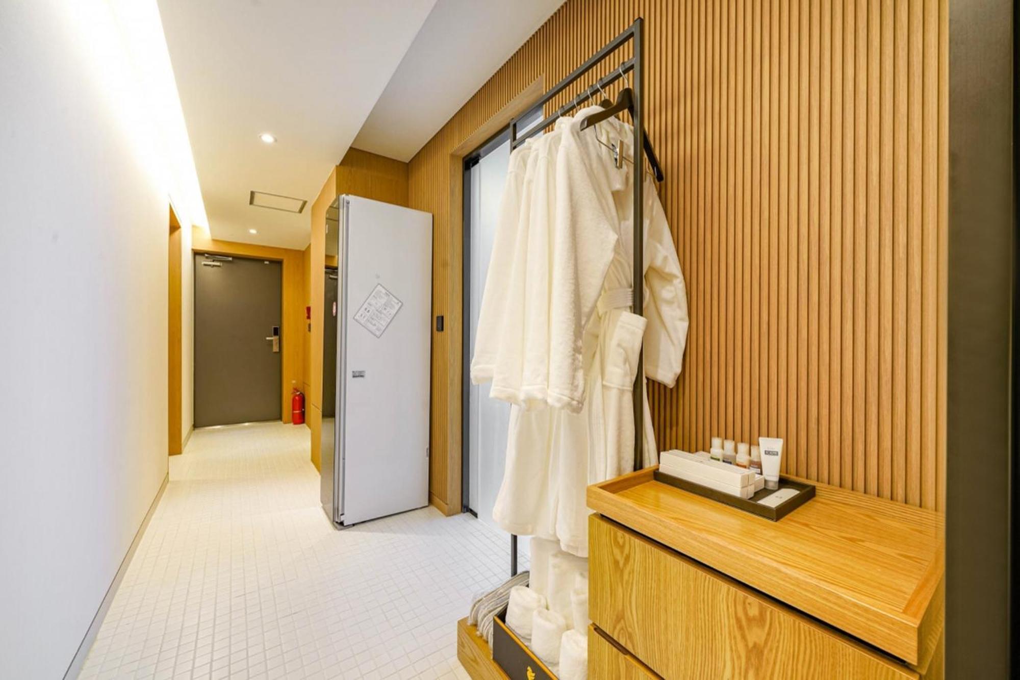 Haeundae The Van Hotel Busan Esterno foto